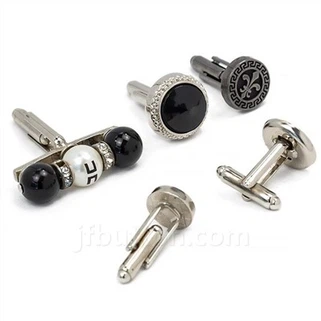 Boutons de smoking et boutons de manchette