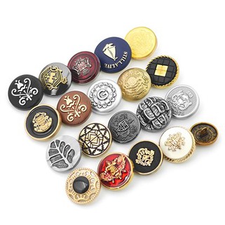 Boutons militaires en laiton vintage